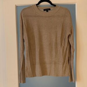 Banana Republic Women's Beige Linen Blend Sweater